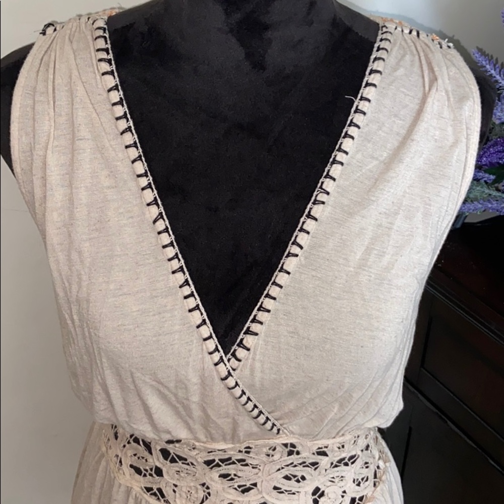 CUTE FREE PEOPLE TANK TOP!! 🌻🌻🌻